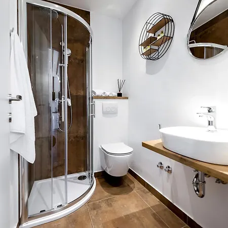 Jolanda For 4 People Near With Kids Playground & Large Garden - Only 850 M From Βίλα
